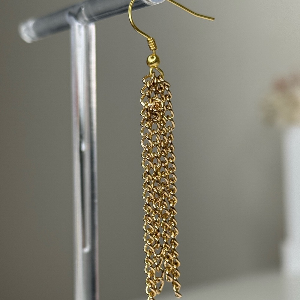 Gold Chain Dangle Earring - Picture 4 of 5
